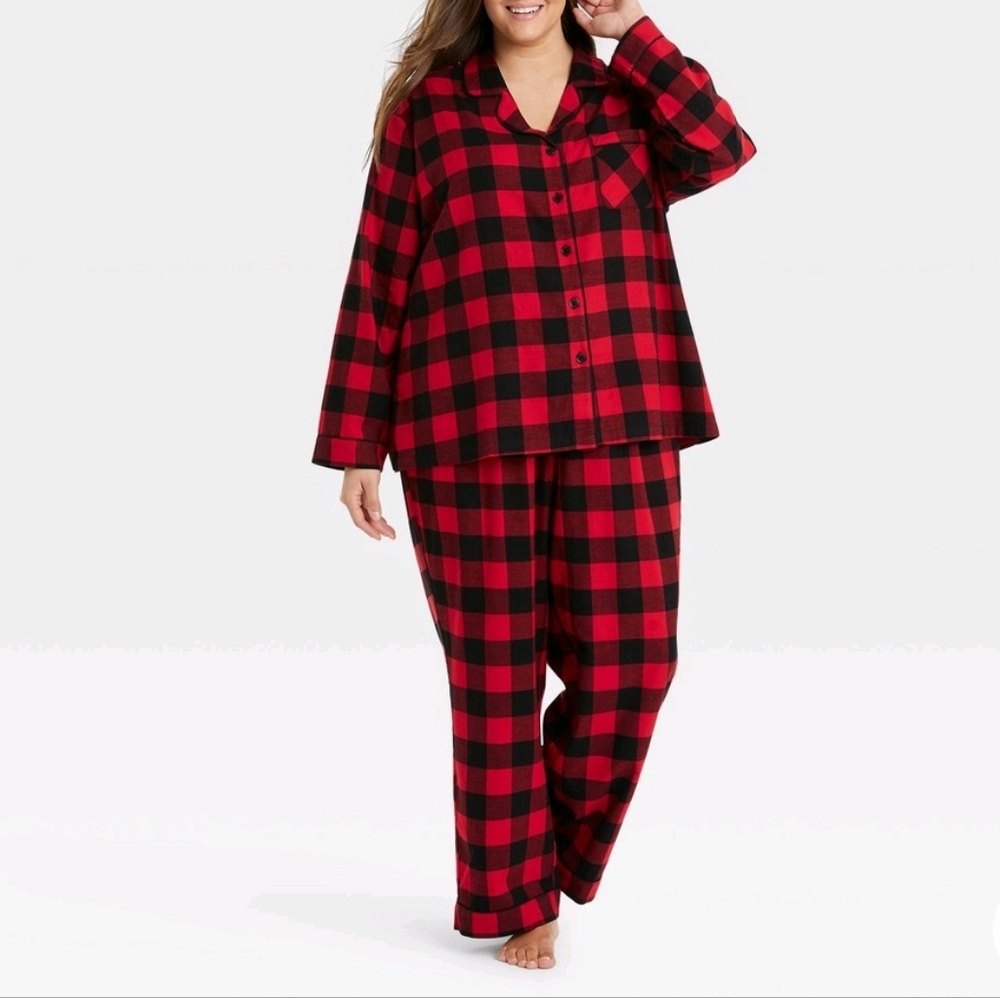 Womens Size 2X Wondershop Buffalo Plaid Red Black Family Matching Pajama Set